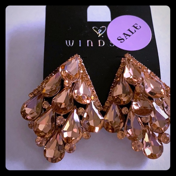 Windsor Jewelry - Custom jewelry earrings
